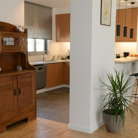 Boutique Apartment In Chalandri เอเธนส์ ภายนอก รูปภาพ