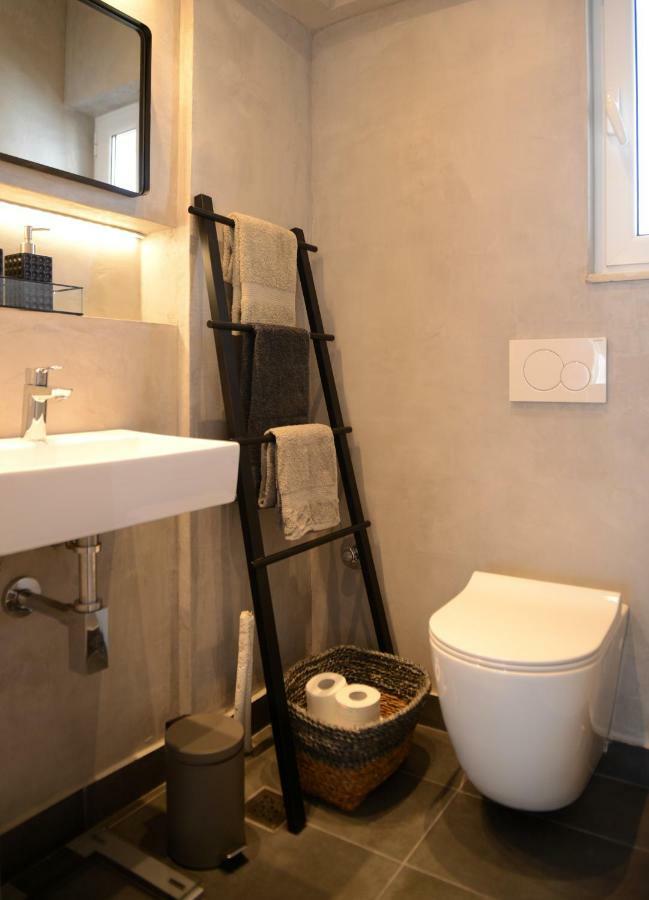 Boutique Apartment In Chalandri เอเธนส์ ภายนอก รูปภาพ